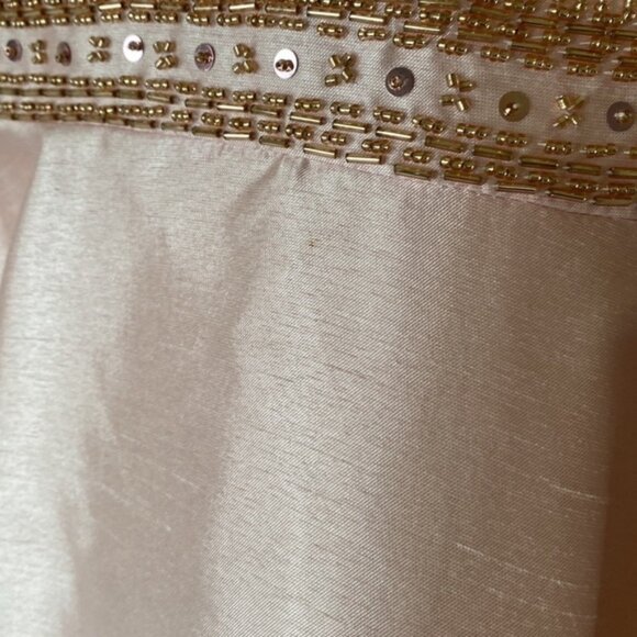 JS Boutique pink dress with sequence detailing - Picture 12 of 12